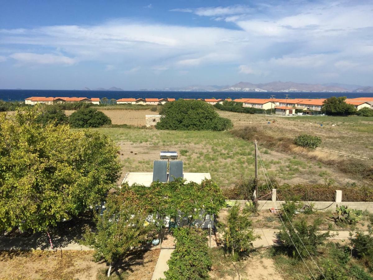 Zipárion Swan House Panoramic View - Near The Seaヴィラ エクステリア 写真